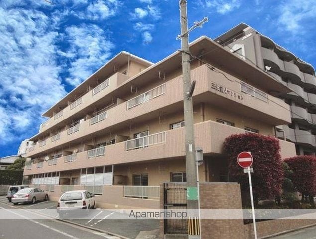 三愛室見マンションの外観写真