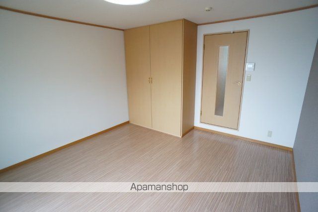 ロイヤルSK宝来の内装写真