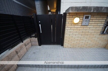 レオパレスイキ西新宿[1K/20.28m2]の外観5
