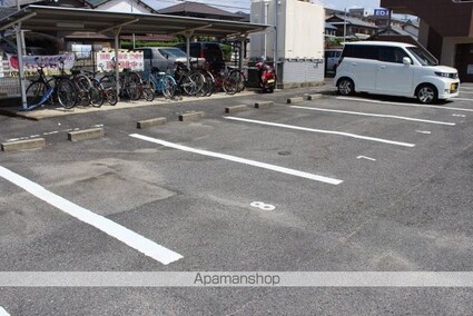 シャトー蘇南[3LDK/60.5m2]の駐車場1