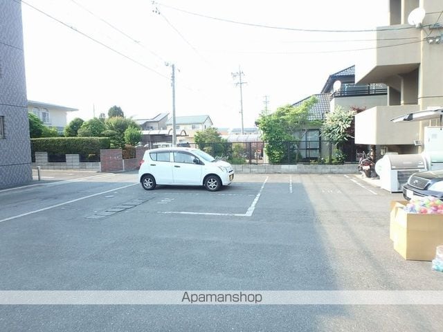 スクウェアハイツの外観写真