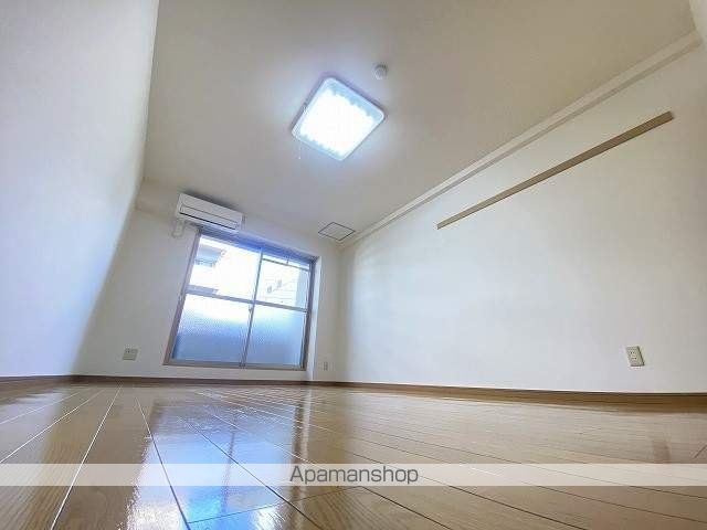オーランド富田町の内装写真