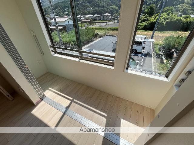 FIRSTの内装写真