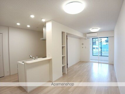 チェルキオ　グランデ　ウーノ[1LDK/50.05m2]のリビング・居間