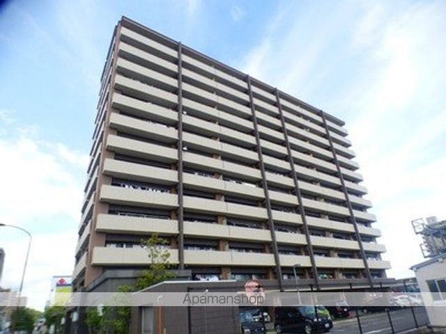 アルファステイツ岩国駅前の外観写真