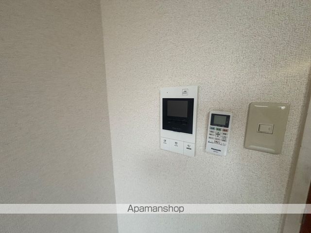 フローラルハイツ服部の内装写真