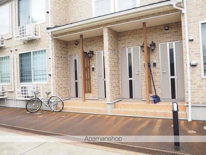 ラフレシール[1K/29.41m2]のエントランス1