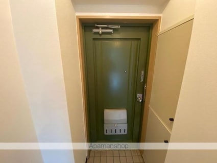 パズ昌栄[1K/27m2]の玄関