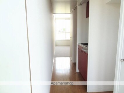 レオパレスＲｕｈｅ[1K/20.37m2]の玄関