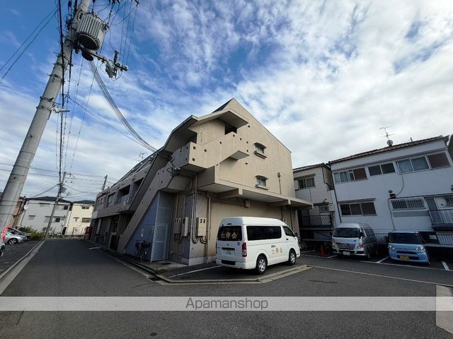 カセイハイツの外観写真