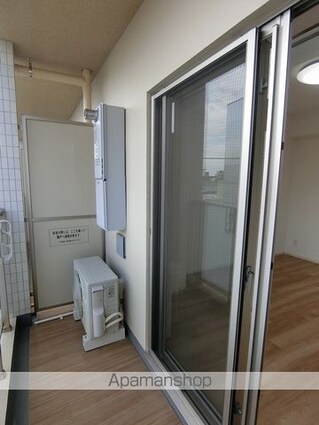 ＡＬＴＥＲＮＡ四つ木[1K/21.18m2]のバルコニー