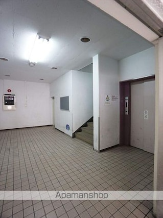 ラッフル徳川[2DK/40m2]のロビー