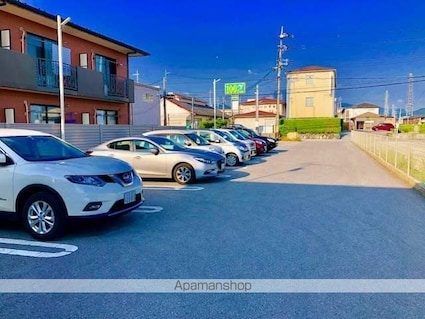 サニーヒル参番館[1LDK/45.97m2]の駐車場2