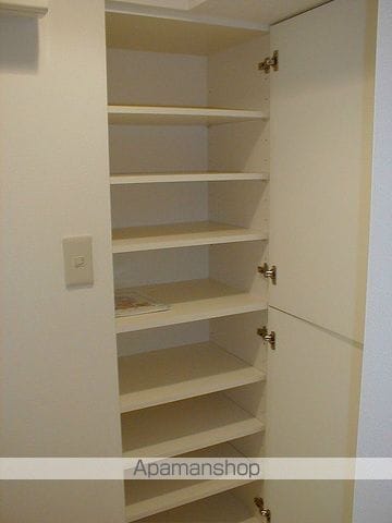 ステージファースト三軒茶屋アジールコートの内装写真