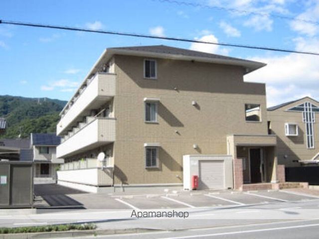 グラッサ新広の外観写真