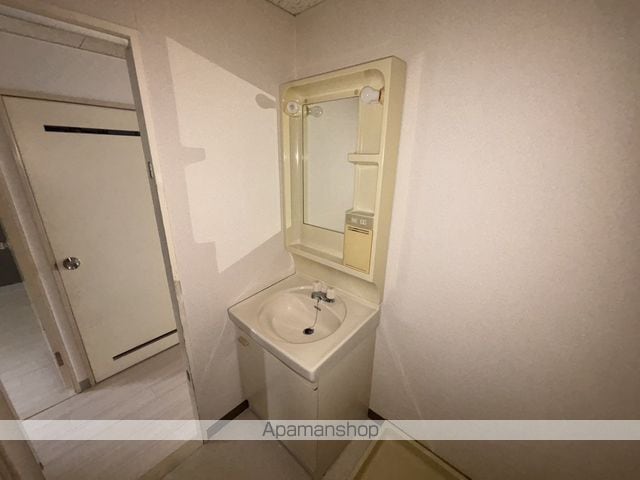 レトゥールビヨン山の田IIIの内装写真