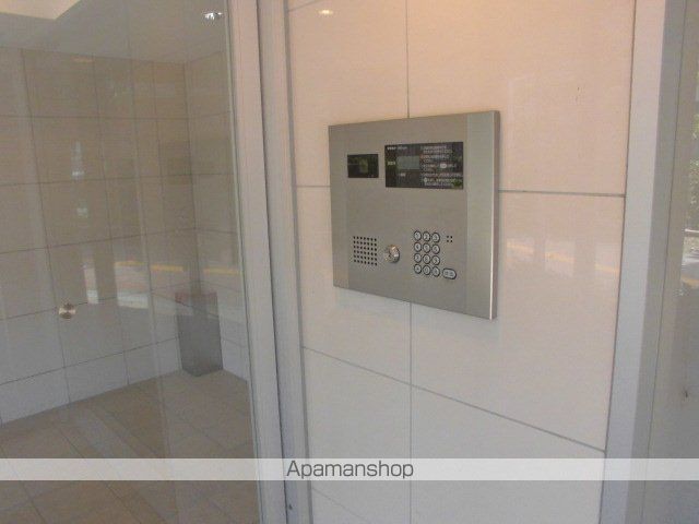 ドゥーエ東高円寺[1LDK/36.71m2]のエントランス