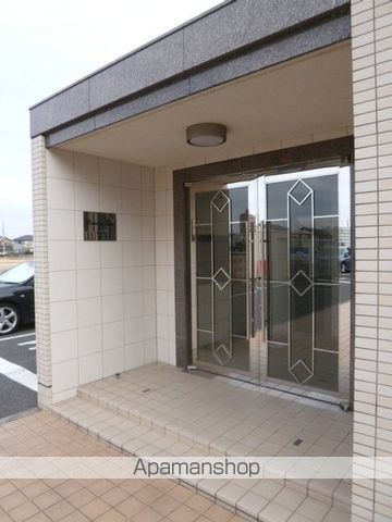 LUMIERE DUO SA館の外観写真