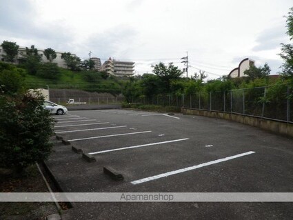 和歌山県和歌山市磯の浦[1K/19.87m2]の駐車場