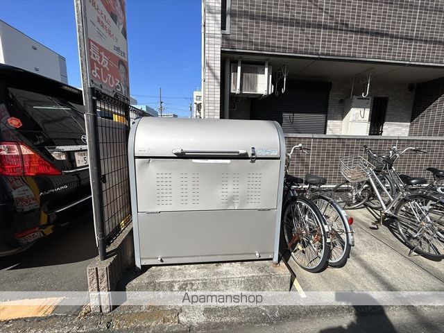 アヴニールの外観写真