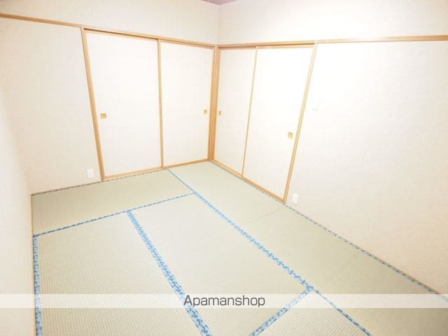ラフィーネ丸武の内装写真