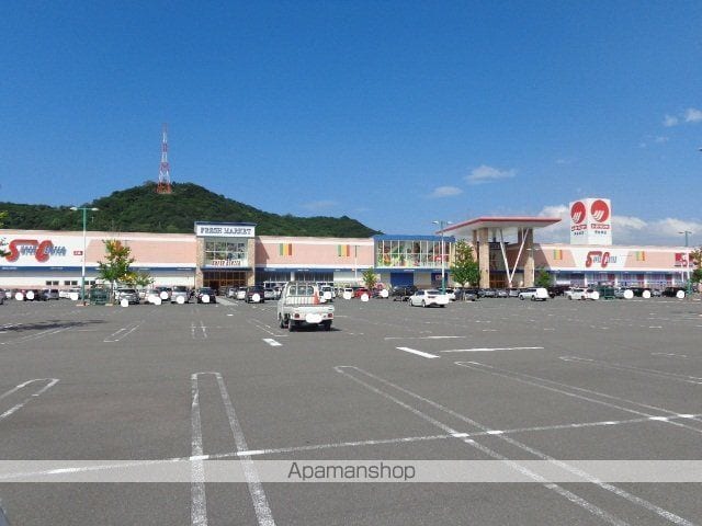 MARUKATSU UTAZUの周辺写真