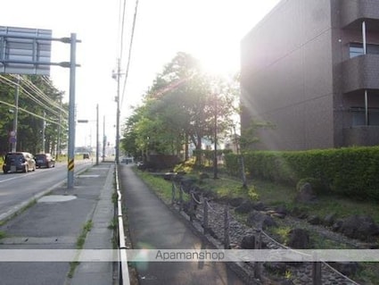 ブレインマンション木崎野[3LDK/69.8m2]の周辺1