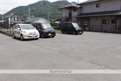 コーポアルファー[1K/30.96m2]の駐車場3