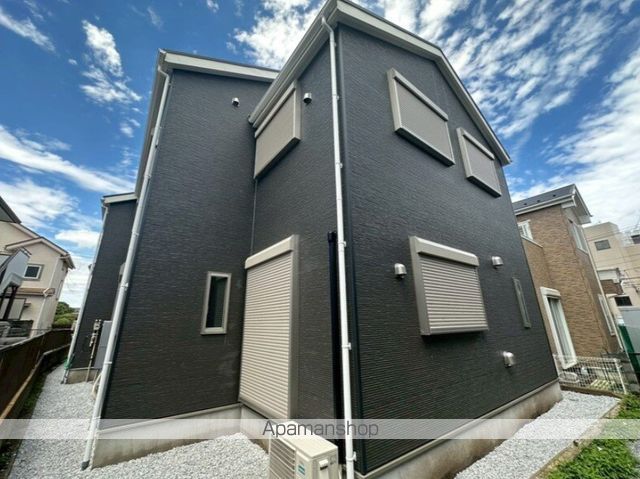 師岡町テラスハウス