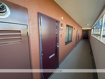 シャンボール第二荒町[3LDK/64.4m2]の共用部