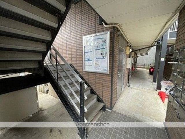 レオパレス栄町の玄関写真