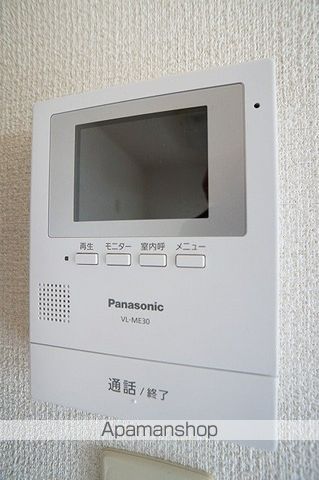 クラウディアIIの内装写真