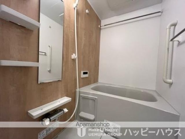 NUDGEONE.香椎駅前の内装写真