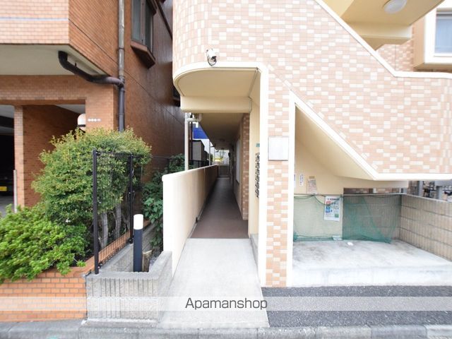 ルーチェの玄関写真