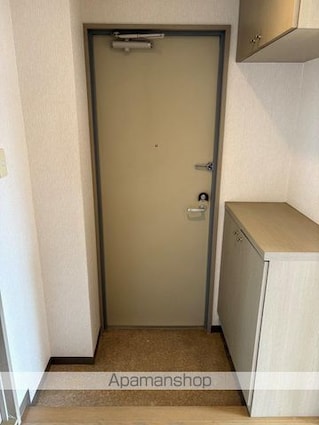 Ｍクレスト成和[3DK/58.76m2]の玄関