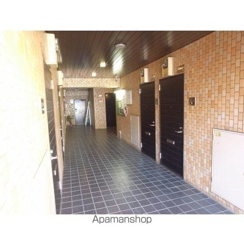 ライオンズマンション生麦第2の外観写真