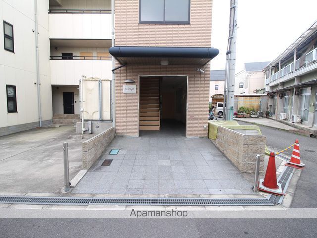 S.ステ−ジの玄関写真