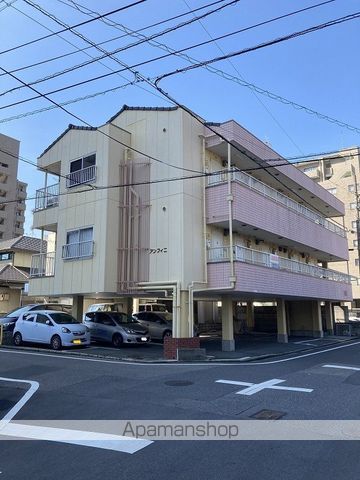 アンフィニ