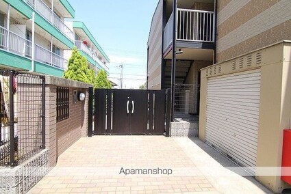 レオパレスオープンハウス２１[1K/19.87m2]のエントランス