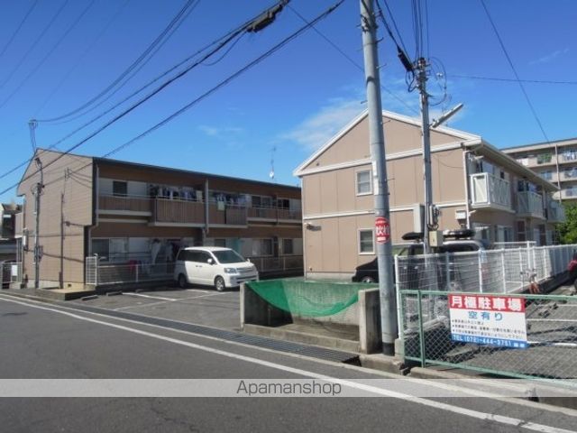 エスコートグリーンA棟・B棟の外観写真