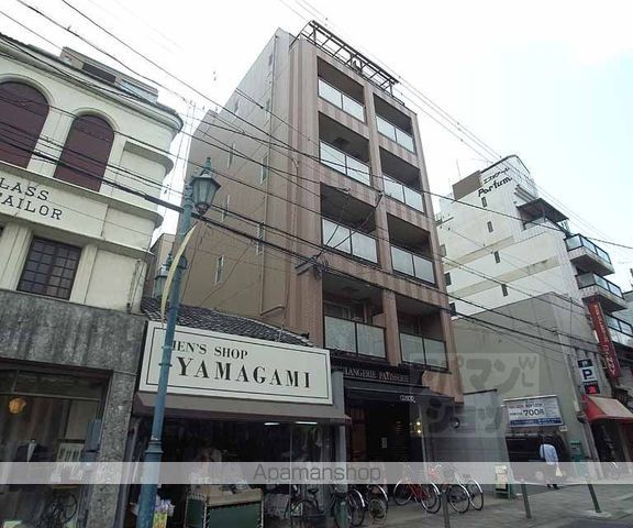 シャルマンビルの外観写真
