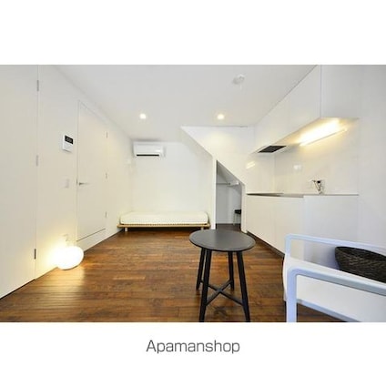 カラスヤマテラスＥＷ[1R/22.25m2]のリビング・居間2