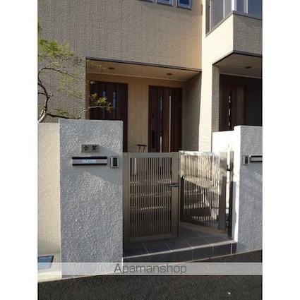 コーポ　ＫＯＧＡ[1LDK/67.55m2]の周辺2