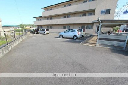 香川県高松市香西北町[2LDK/53.32m2]の駐車場