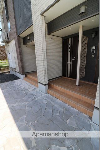 レジェールの玄関写真