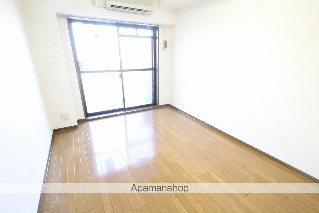 ローズコーポ新大阪9の内装写真
