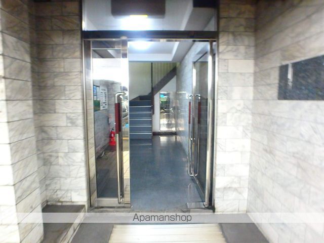 ボヌール大日A棟・B棟の玄関写真