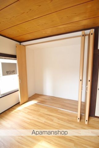 北長瀬表町3丁目戸建 南棟の内装写真