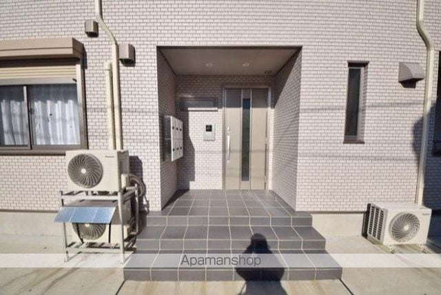 ボナールコートの玄関写真