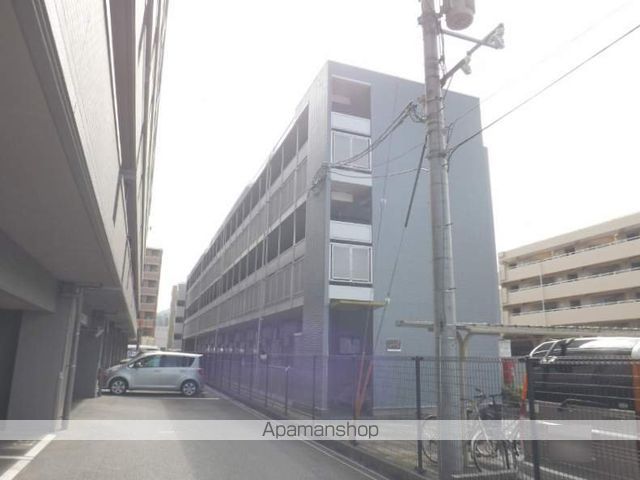 レオパレスシグマ戸坂の玄関写真
